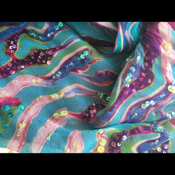 Top - Picture 8 of 8